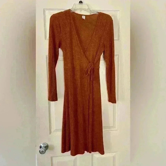 Old Navy fall Wrap Dress Size S - Picture 1 of 4